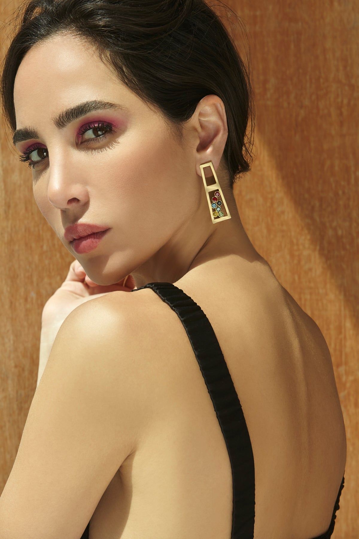 Sahhab single earring - Clustered Gems