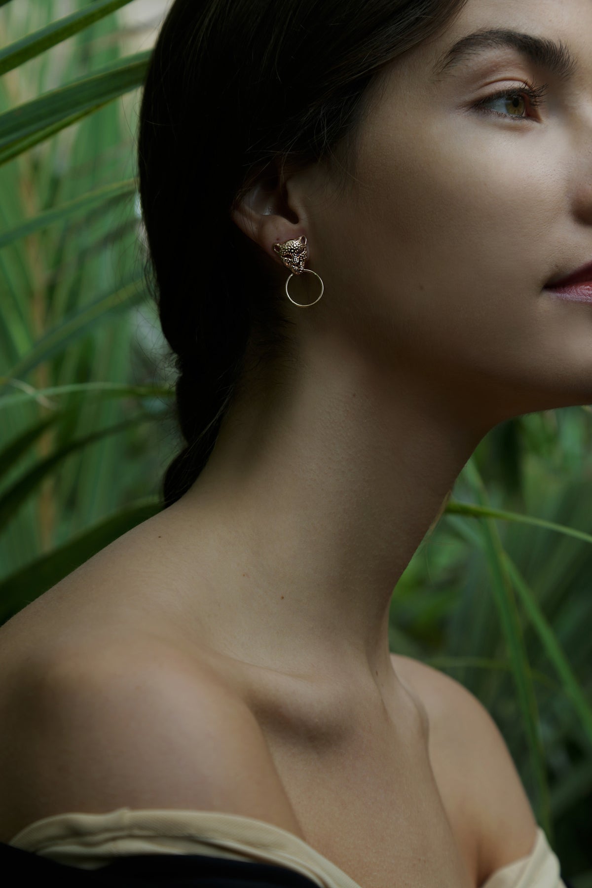 Leopard-Carved Small Hoops  