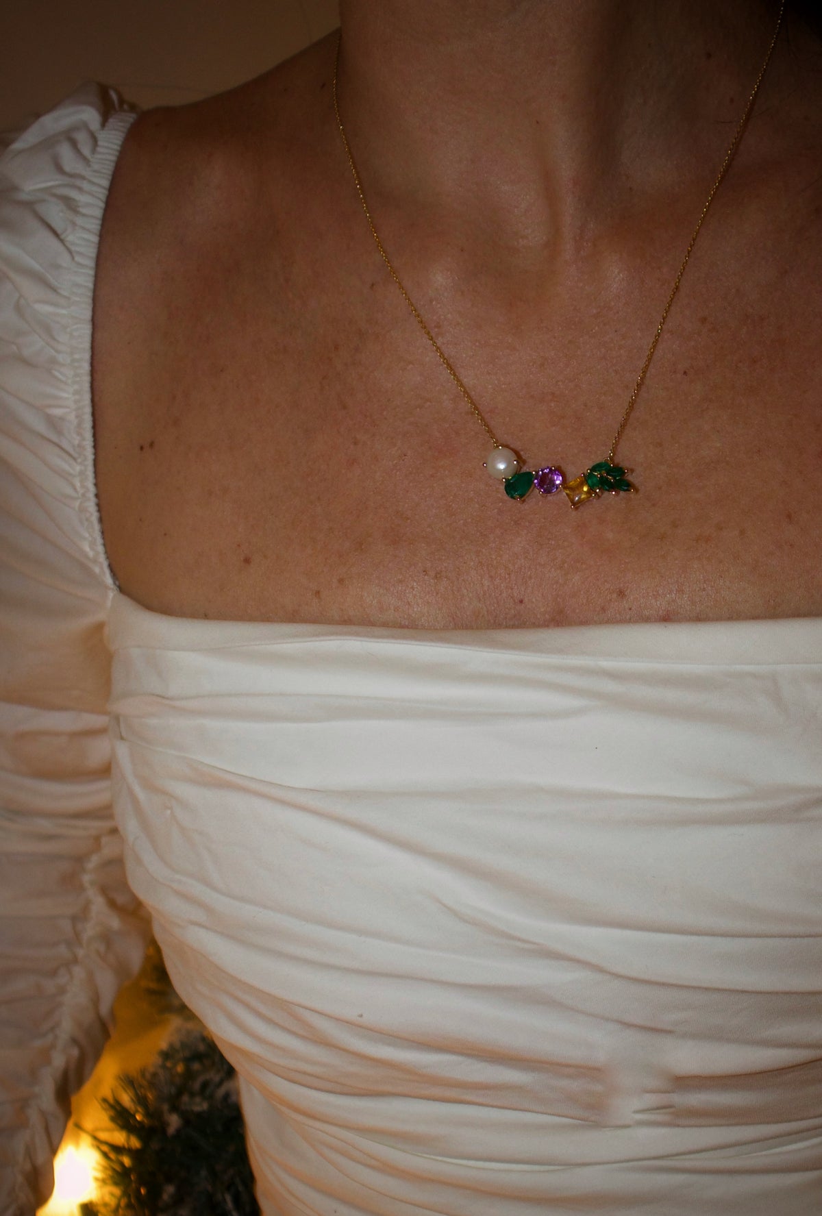  18k yellow gold necklace, featuring pearls, emeralds, amethyst